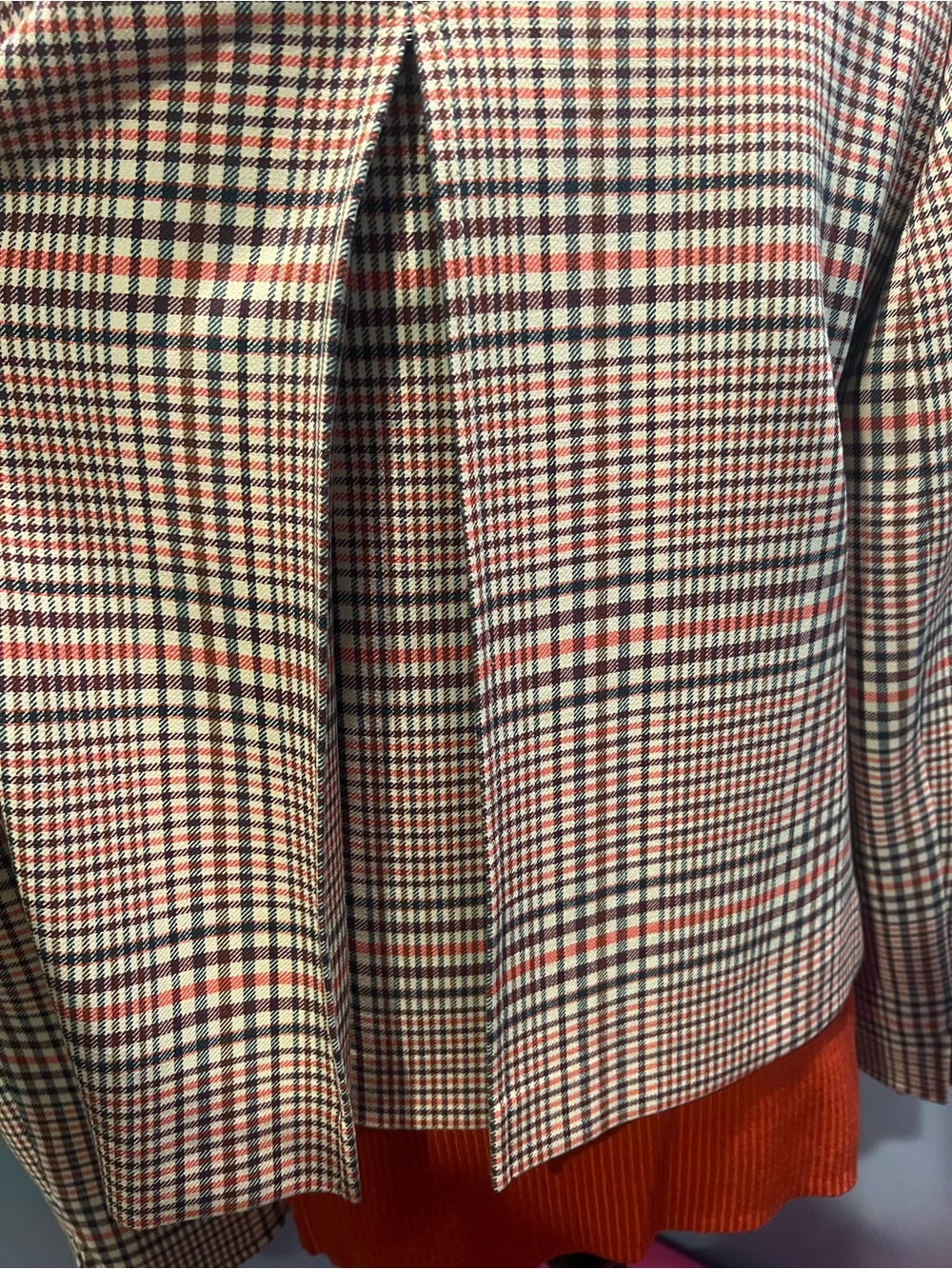 Akris Punto Plaid Cropped Jacket Blazer in colors Fuji-Sand-Wave - Picture 7 of 16